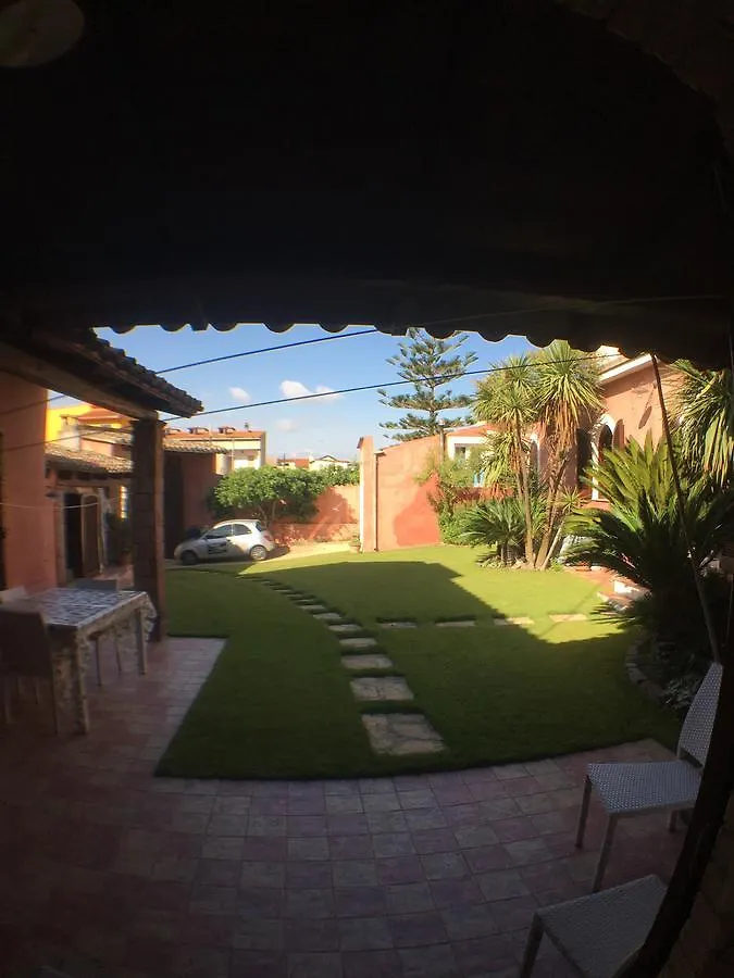 Corte Arrubia Monastir Bed & Breakfast